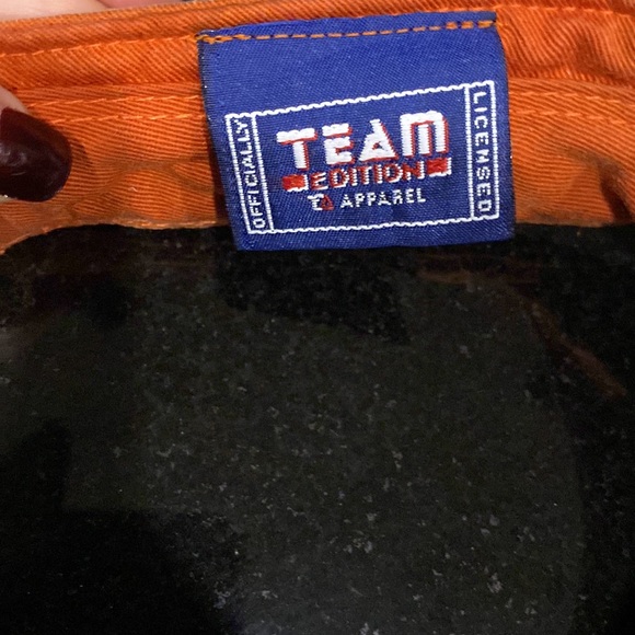 Vintage Miami Hurricanes Visor by Team Edition Apparel, OS adjustable Velcro - Picture 3 of 5